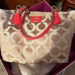 Coach Purse in ORIGINAL PACKAGING! NEVER USED!